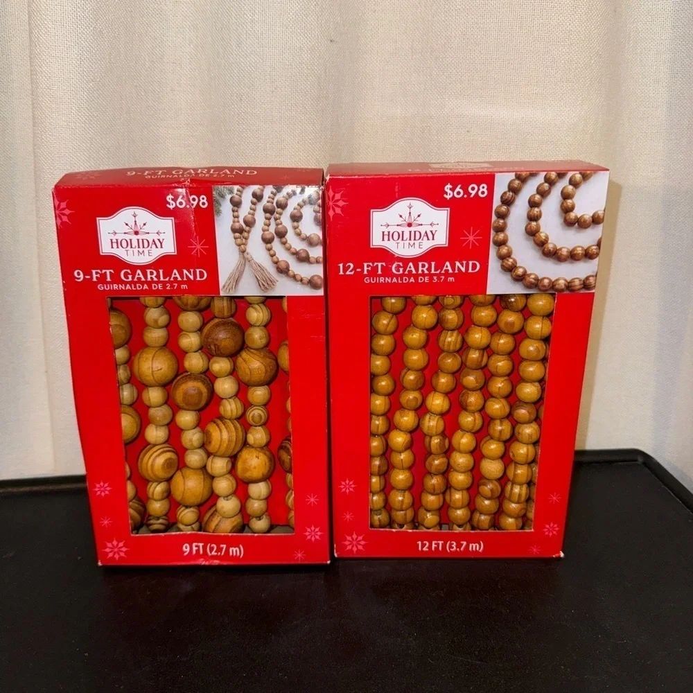 Christmas tree beaded garland NWT